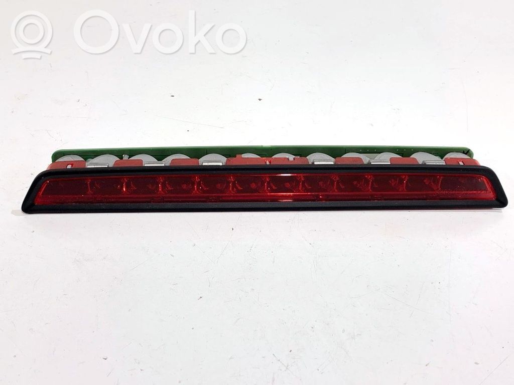 KIA Optima Luz de freno adicional/tercera 