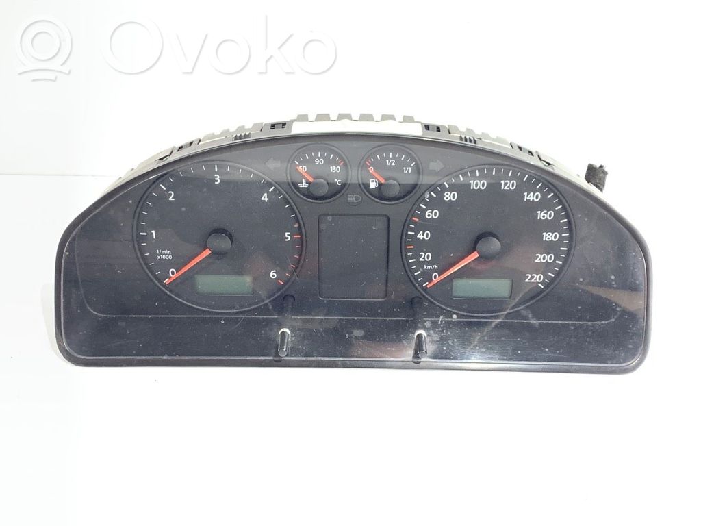 Volkswagen Transporter - Caravelle T5 Tachimetro (quadro strumenti)