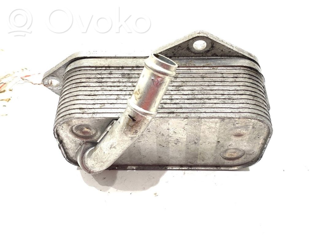 BMW 3 F30 F35 F31 Dzinēja eļļas radiators 