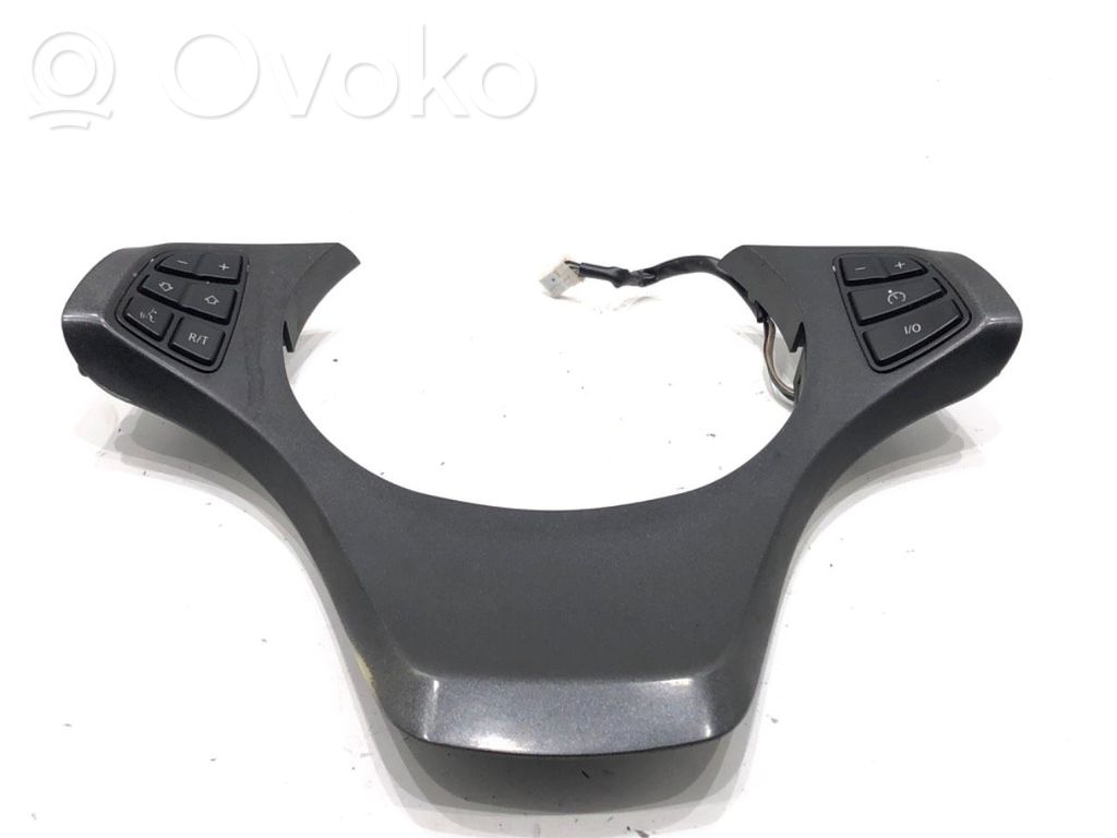 BMW X3 E83 Steering wheel buttons/switches 