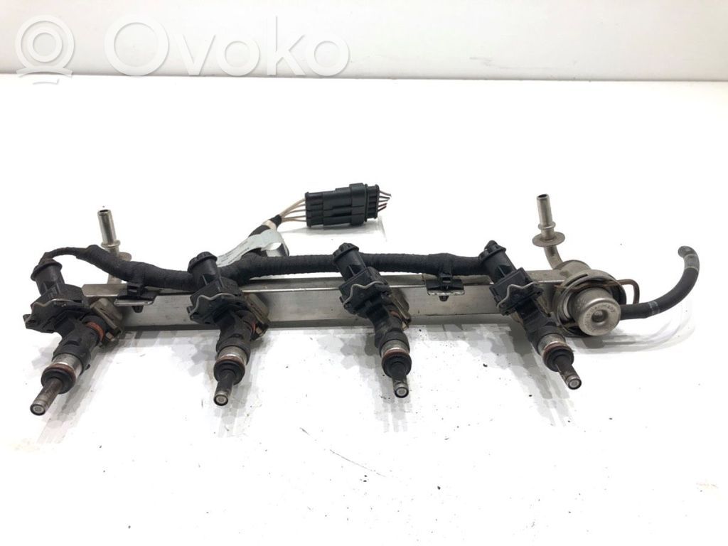 Fiat Bravo Listwa wtryskowa 