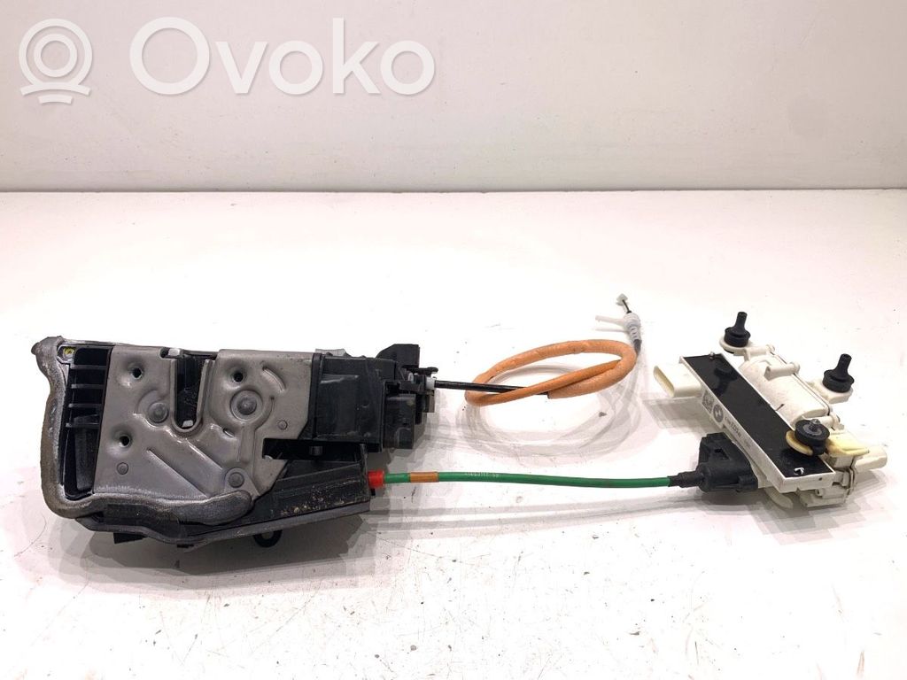 BMW 5 G30 G31 G38 Serratura portiera posteriore 