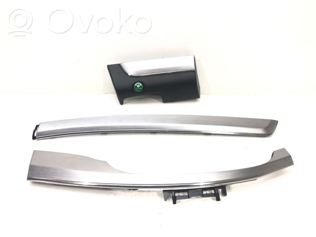 Honda CR-V Dashboard trim 