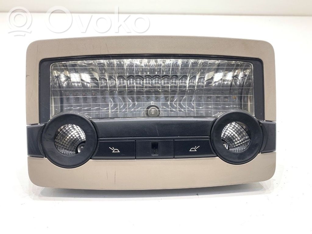 Headlining lighting console trim   9111010