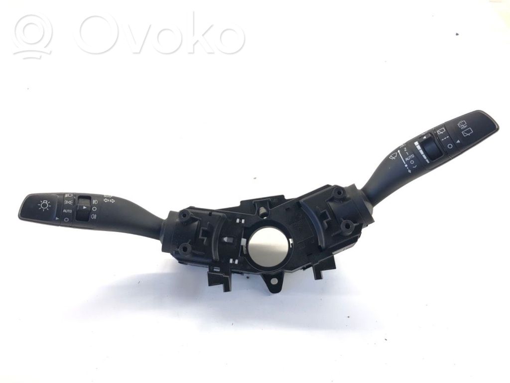 Commodo, commande essuie-glace/phare   93404F1960