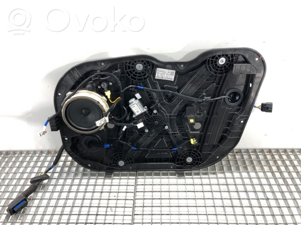 Hyundai i30 Elektryczny podnośnik szyby drzwi przednich 