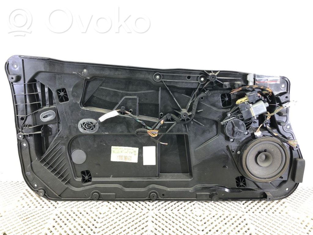 Ford Fiesta Elektryczny podnośnik szyby drzwi przednich 