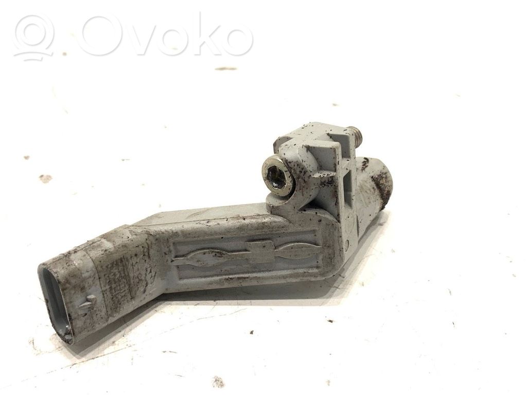 Czujnik położenia wału korbowego   05L906433A