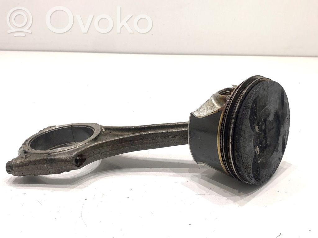 Audi A6 Allroad C8 Piston cu bielă 