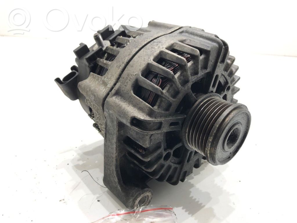 BMW 4 F32 F33 Ģenerators 