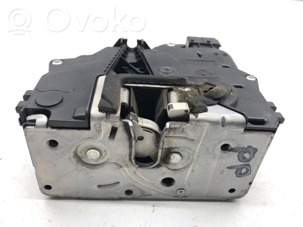 Peugeot Boxer Zamek drzwi przednich 
