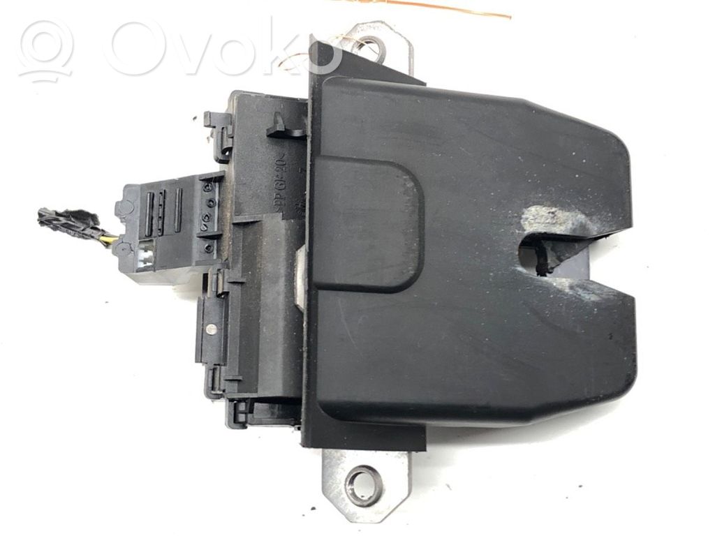 Ford Focus Tailgate exterior lock 