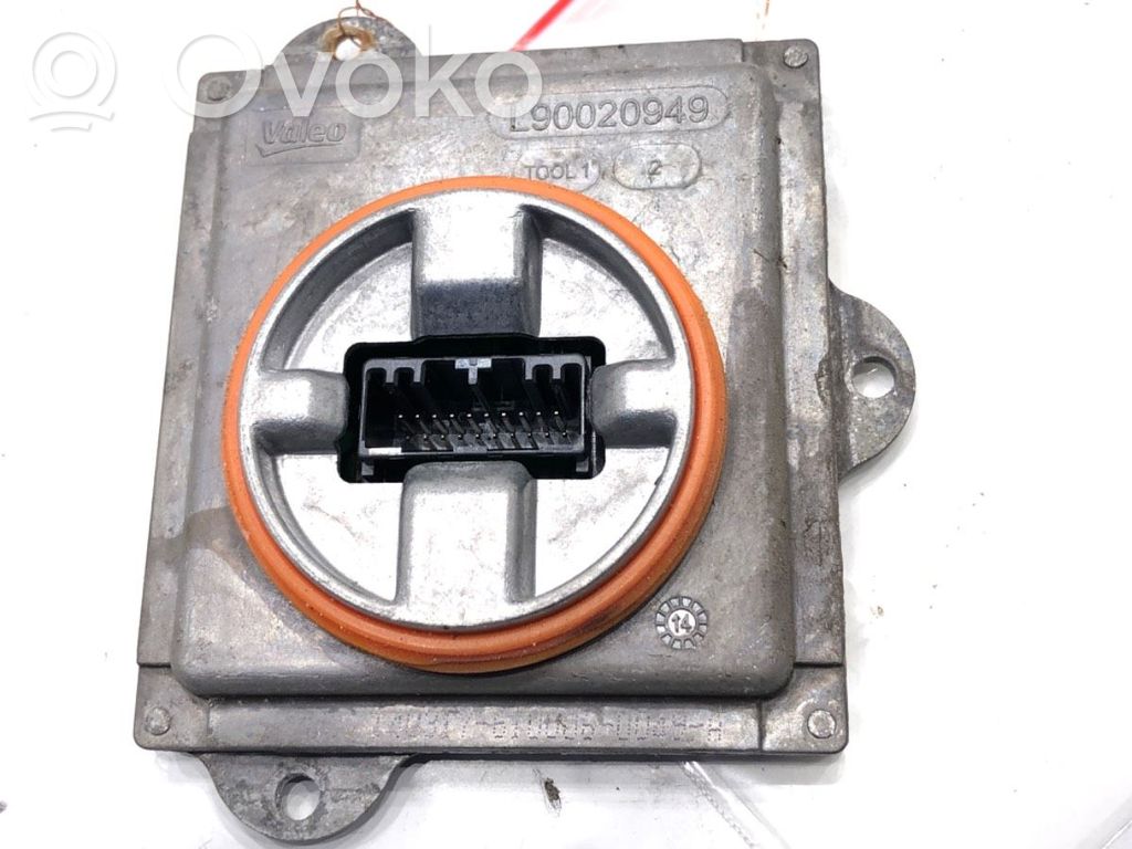 Ford Kuga II Voltage converter/converter module 