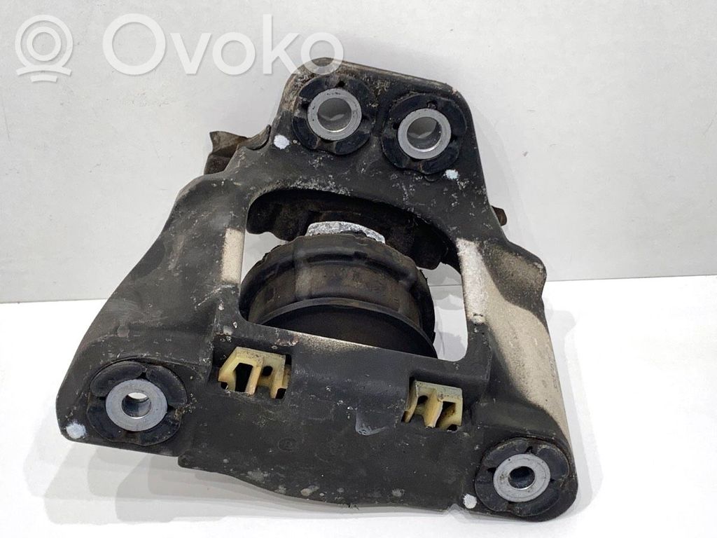 Volvo XC60 Engine mount vacuum valve 