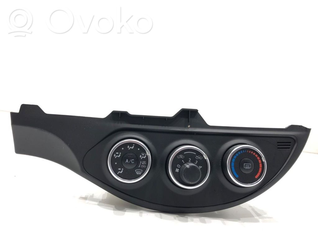 Toyota Yaris Interior fan control switch 