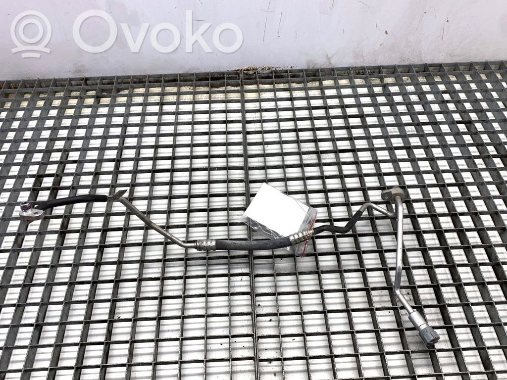Audi A4 S4 B9 8W Conductă/furtun aer condiționat (A/C) 