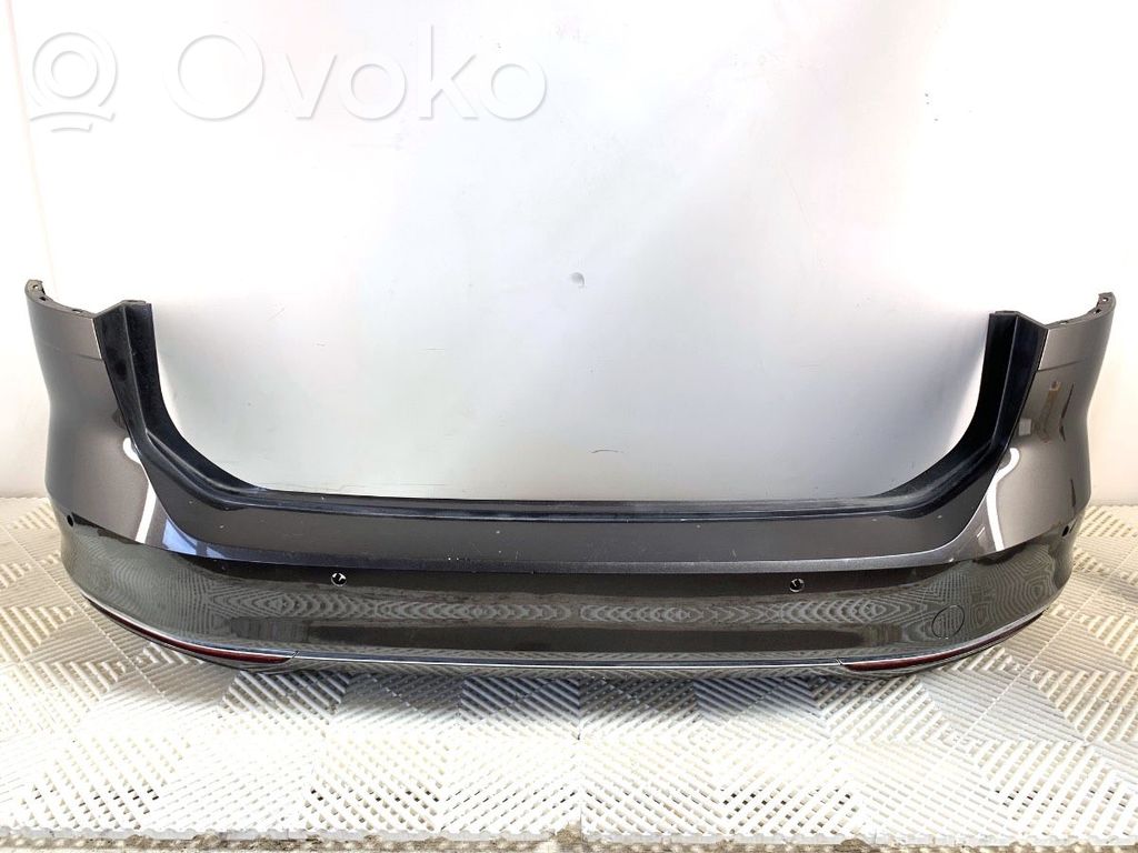 Volkswagen PASSAT B8 Parachoques 