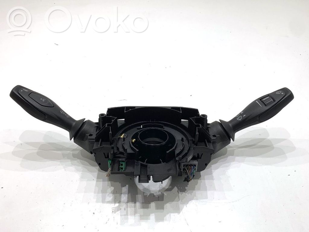 Ford Fiesta Interruptor/palanca de limpiador de luz de giro 