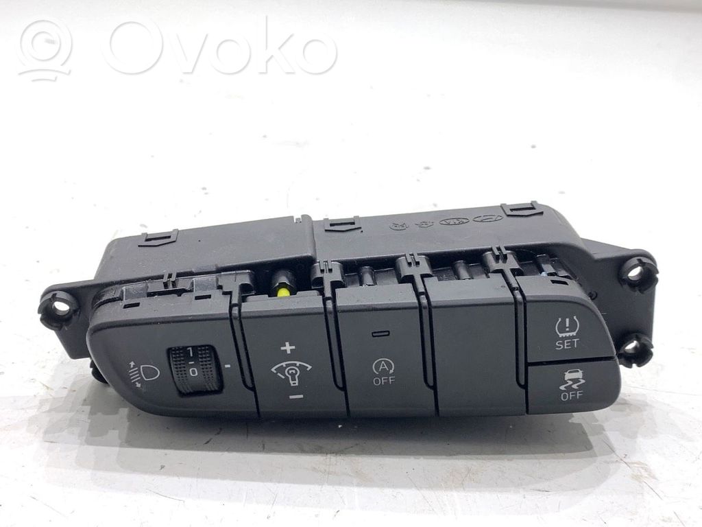 Hyundai i30 Comutator control nivel faruri 