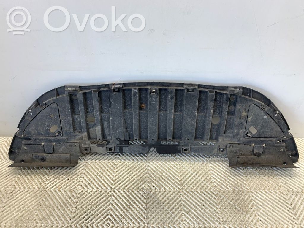 Renault Clio IV Cita veida ārēja detaļa 