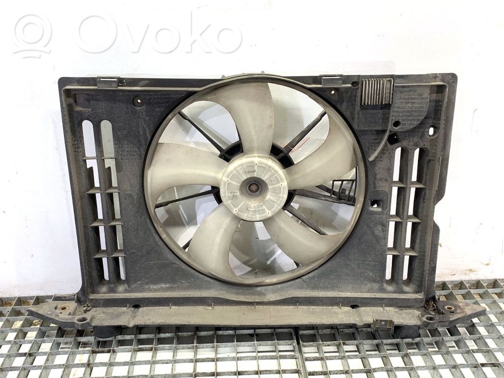Toyota Auris E180 Lüfter Satz Set 