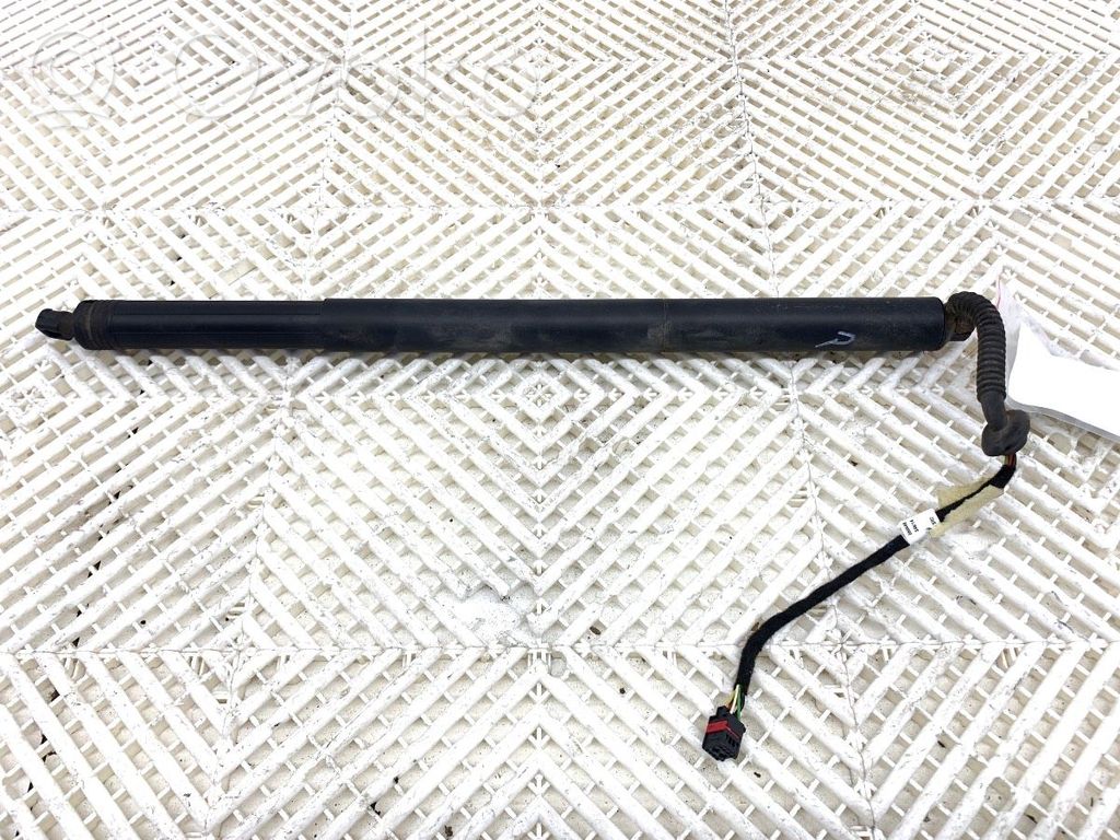 Volkswagen PASSAT B8 Support de levage de hayon