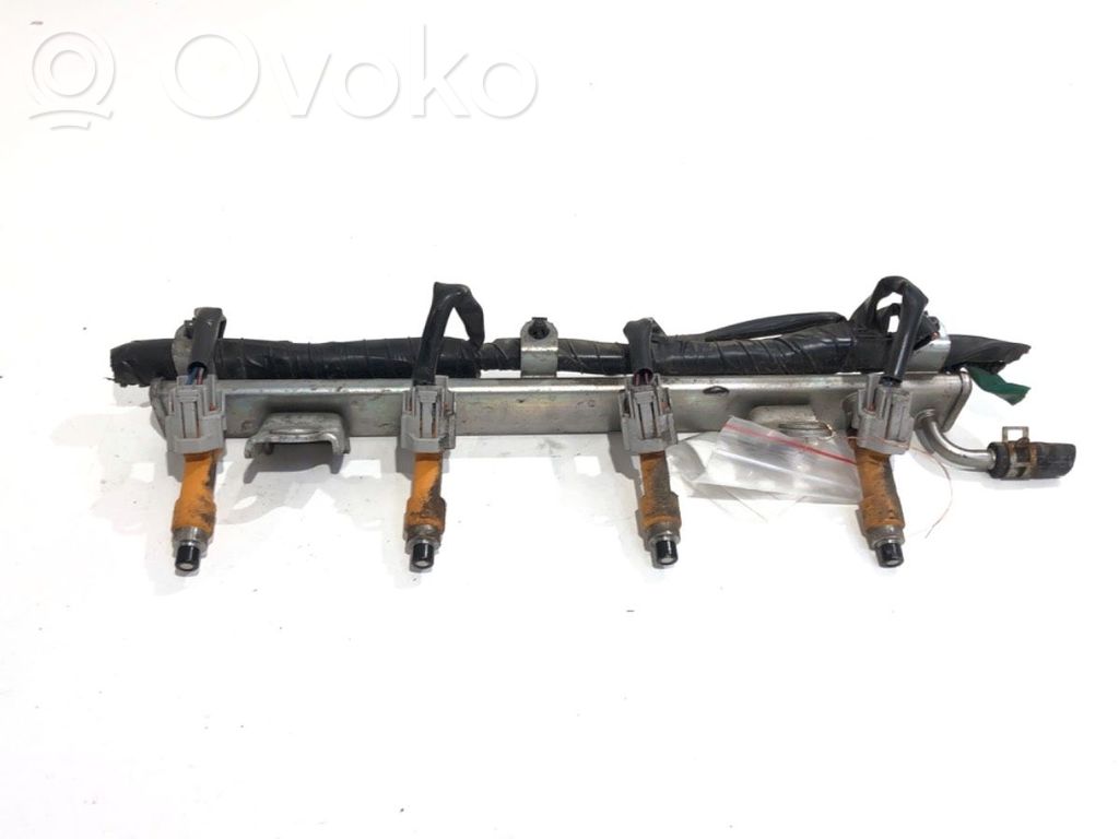 Suzuki Swift I Linea principale tubo carburante 