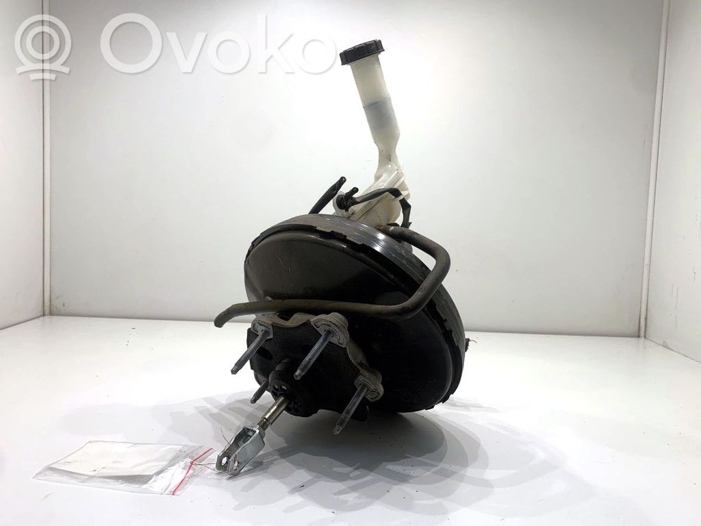 Nissan Juke I F15 Wspomaganie hamulca 