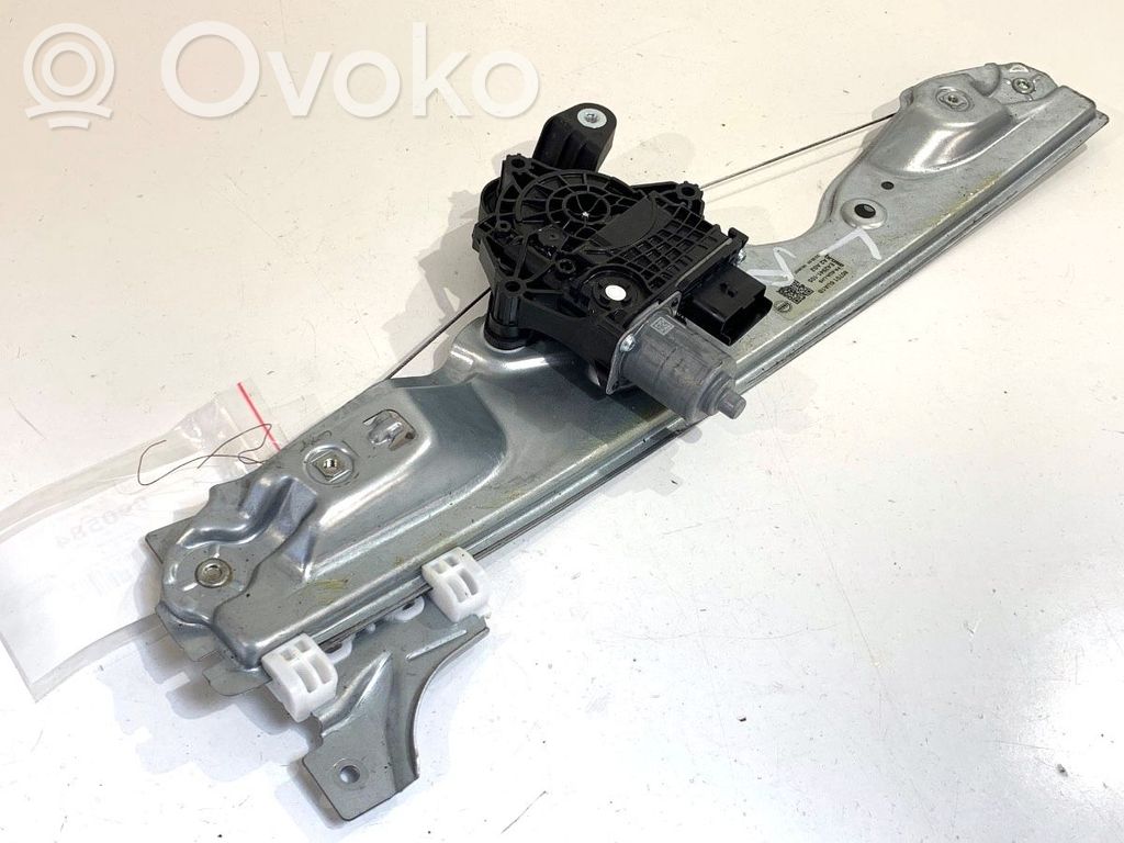 Nissan Qashqai J12 Elektryczny podnośnik szyby drzwi przednich 