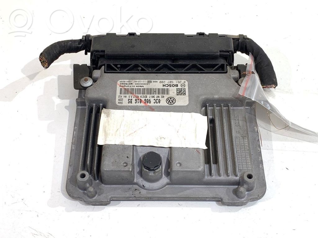 Volkswagen Jetta VI Engine control unit/module ECU 