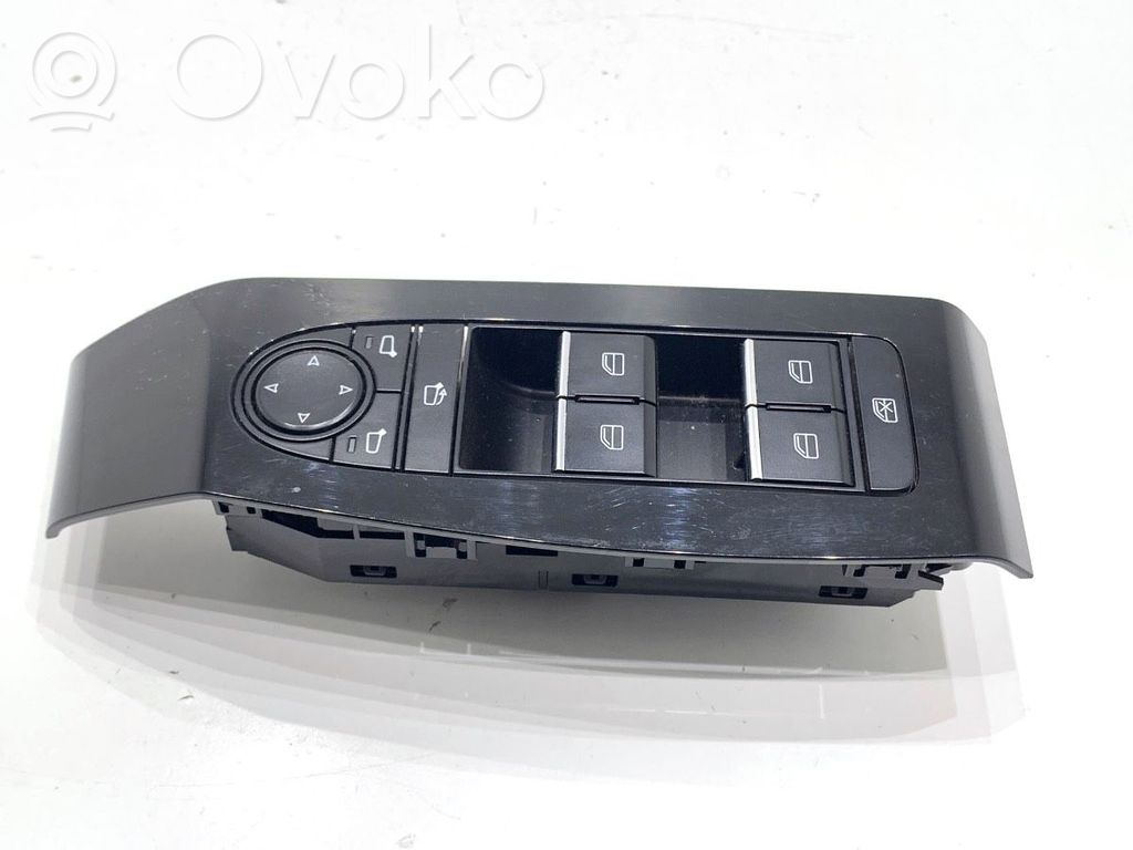 Mazda 3 Electric window control switch 