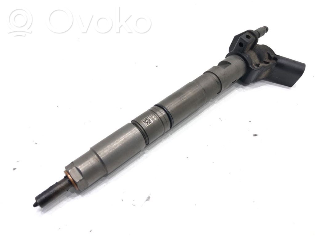 Audi A5 8T 8F Wtryskiwacze / Komplet 