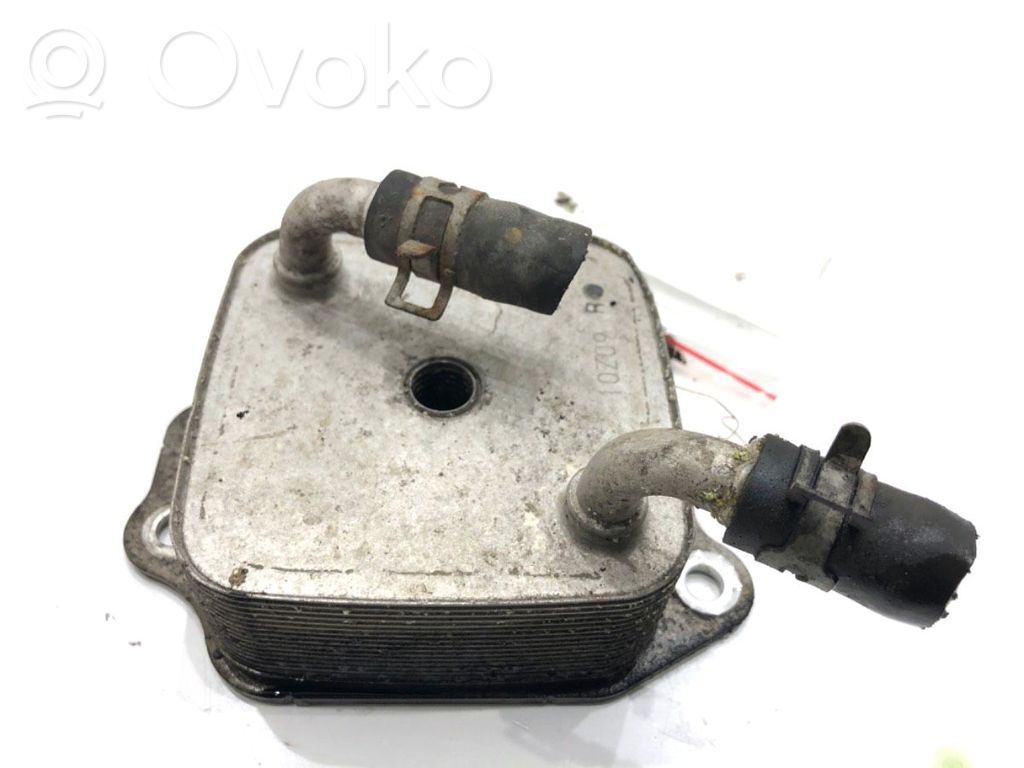 Radiador del aceite del motor