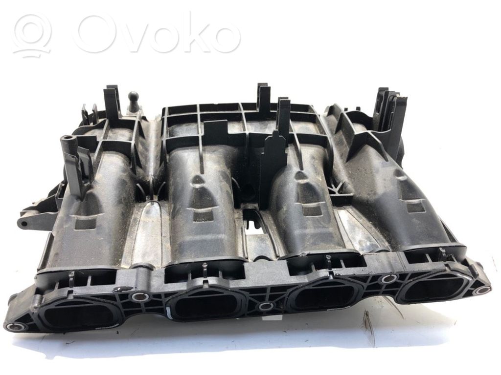Skoda Kamiq Collettore di aspirazione 