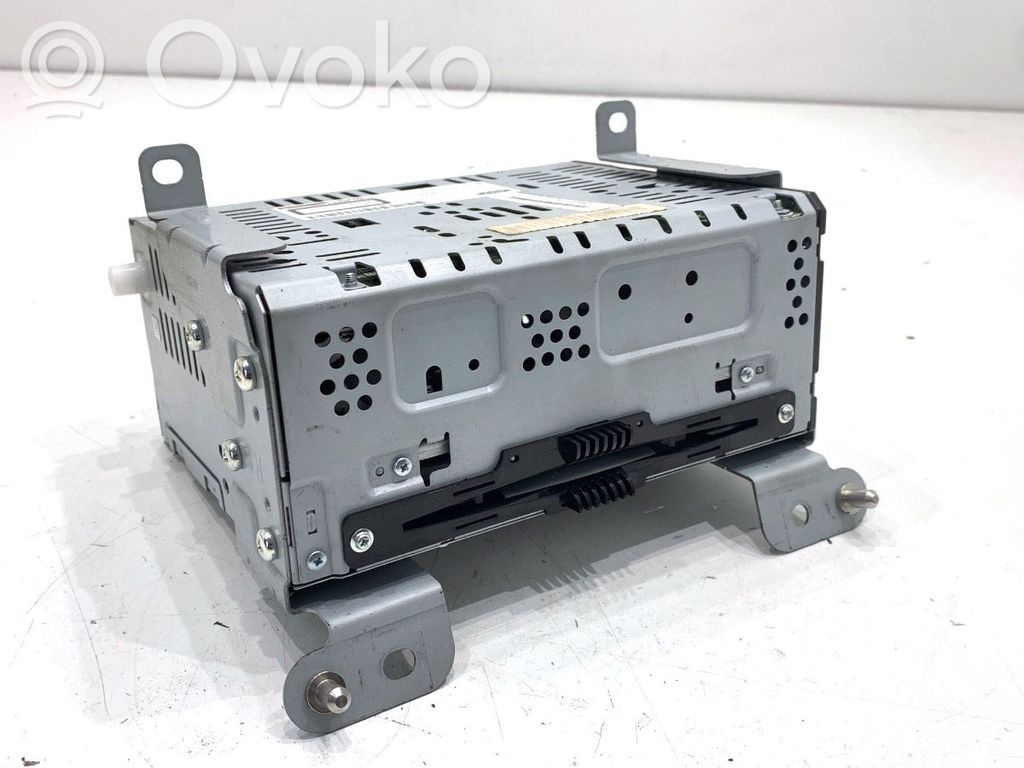 Radio / CD-Player / DVD-Player / Navigation   EM2T19C107CE