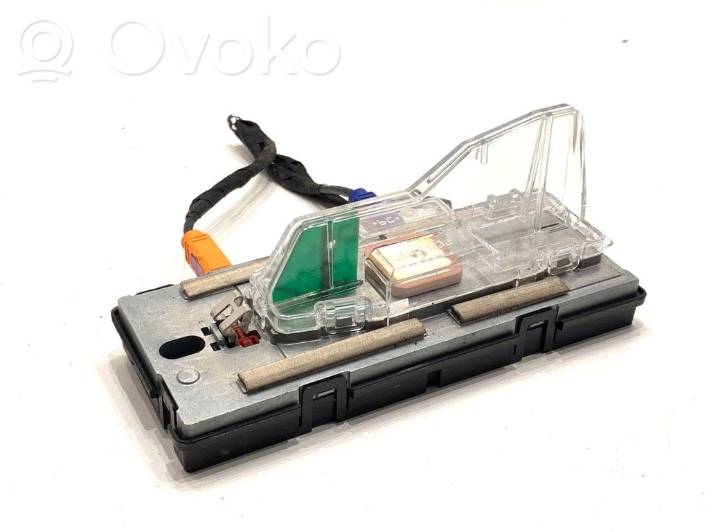Volvo XC60 Radion antenni 