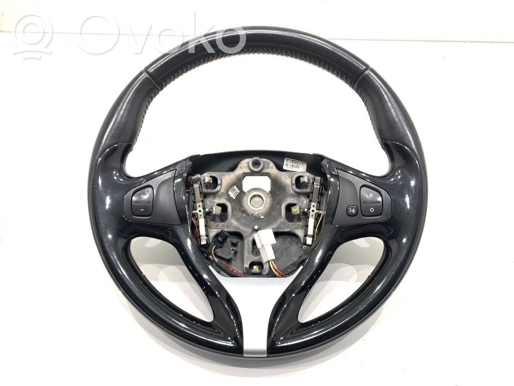 Renault Clio IV Ohjauspyörä 