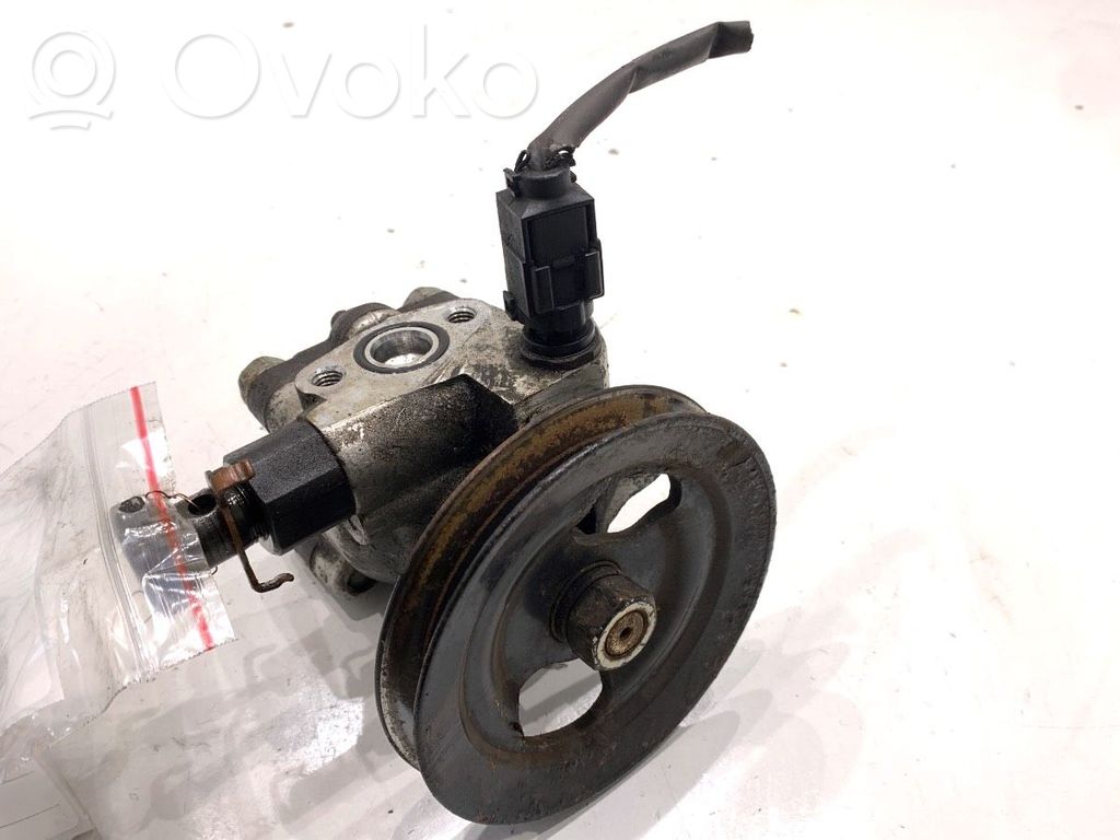 KIA Rio Ohjaustehostimen pumppu 