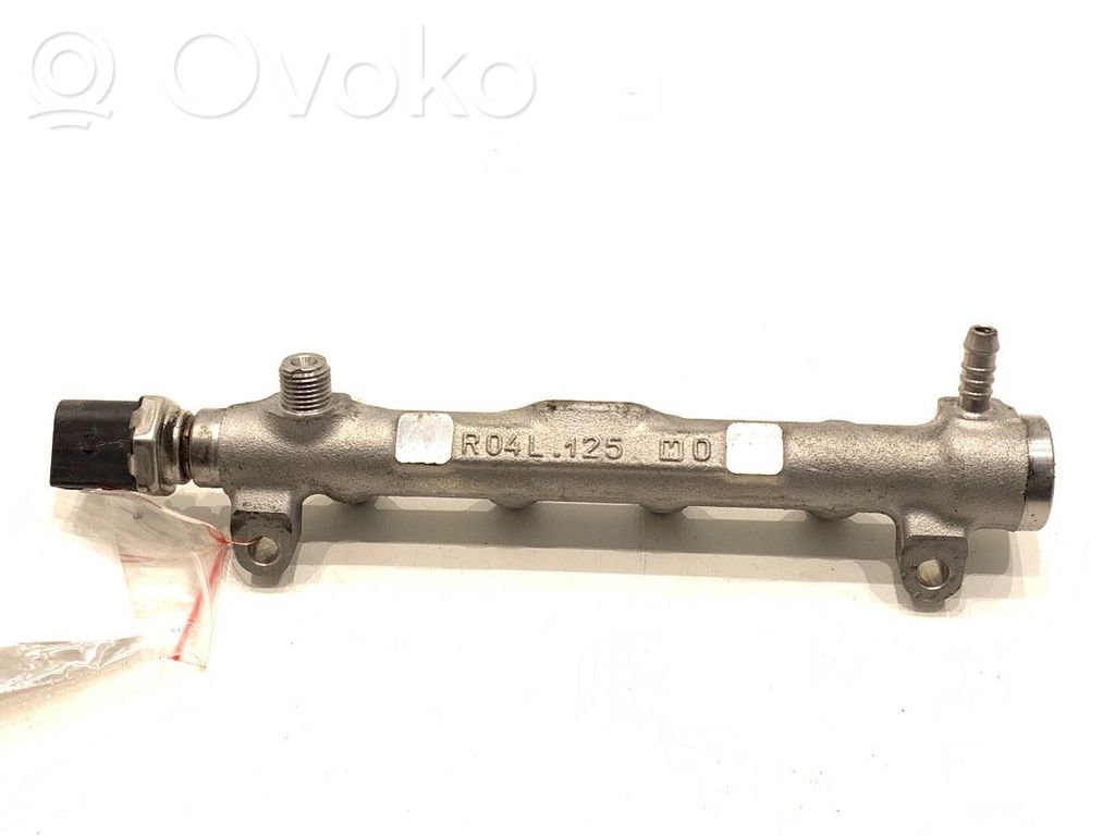 Listwa wtryskowa   05L906054A