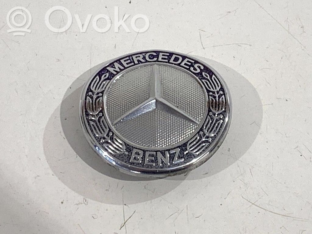 Mercedes-Benz E W212 Siglă fabricant/emblemă