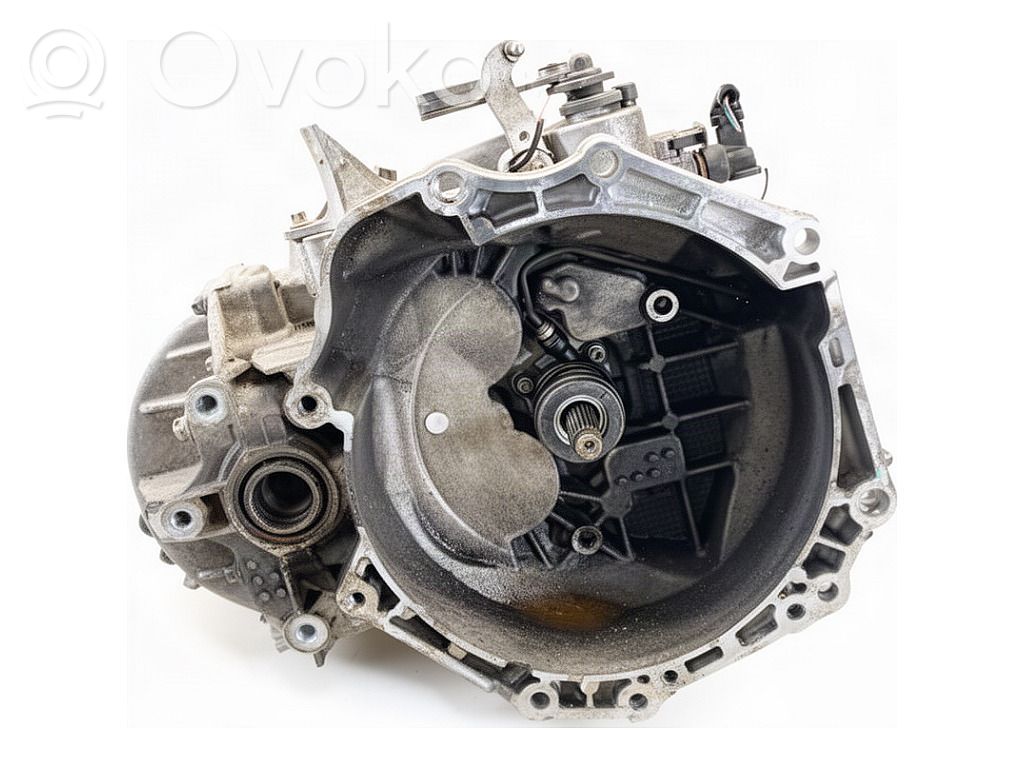 Opel Astra J Cutie viteze manuală cu 5 trepte 
