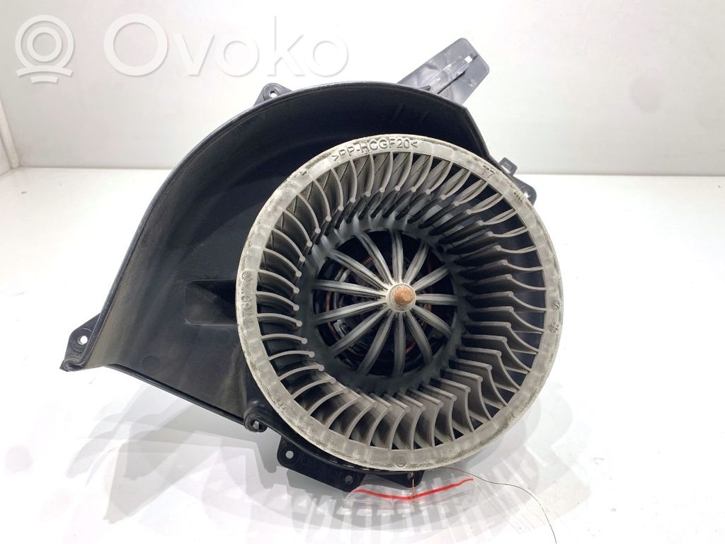 Skoda Fabia Mk3 (NJ) Pečiuko ventiliatorius/ putikas 