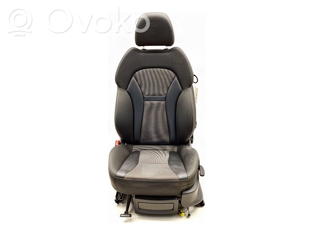 Audi A1 Sedile anteriore del conducente 