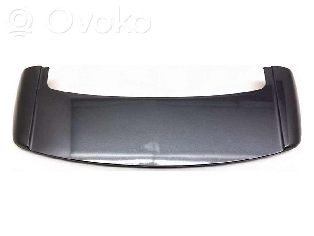 Toyota Yaris Cross Moldura inferior del parachoques trasero 