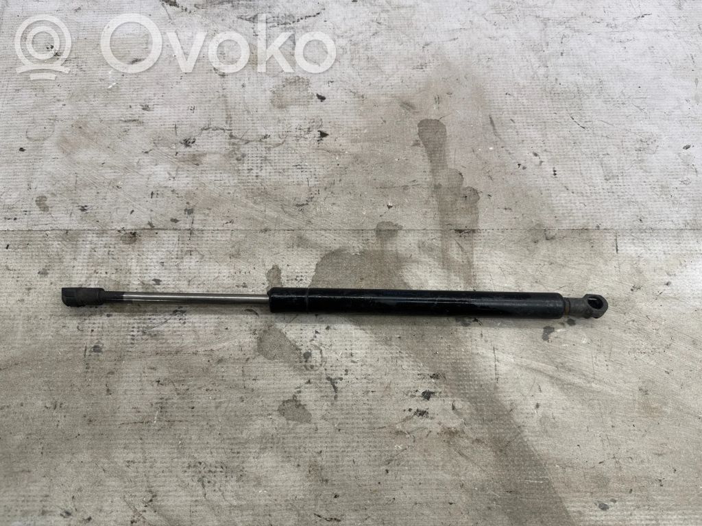 BMW 3 E46 Tailgate/trunk strut/damper 