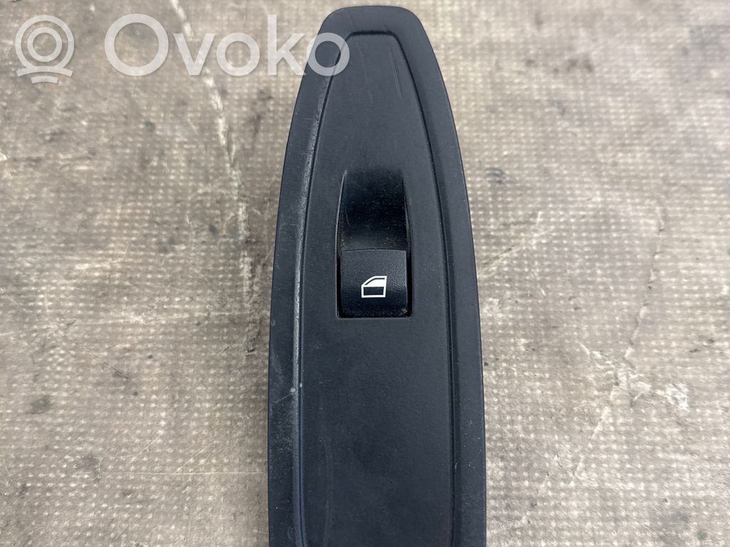 BMW 1 F20 F21 Electric window control switch 