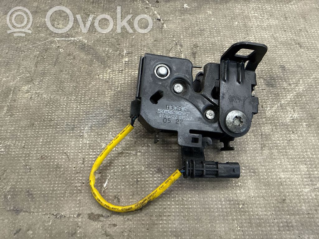 Alfa Romeo Stelvio Engine bonnet/hood lock/catch 