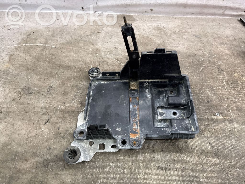 Ford Focus Batteriegestell 