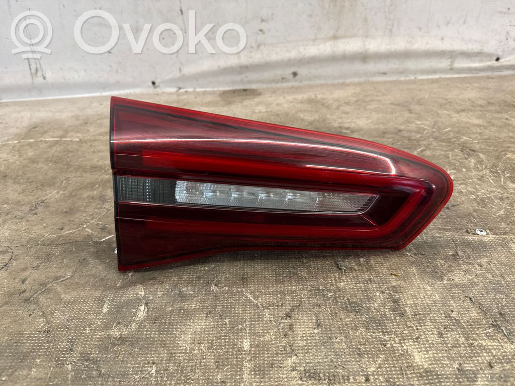 Ford Focus Takaluukun takavalot 
