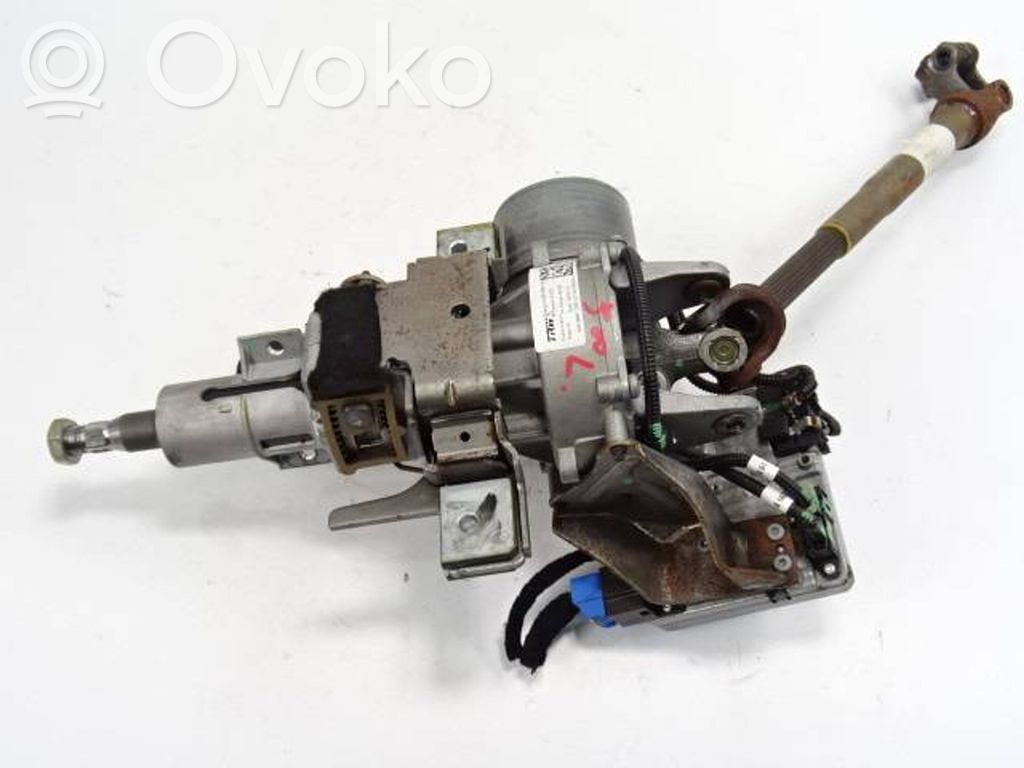 Fiat 500L Ohjaustehostimen pumppu 